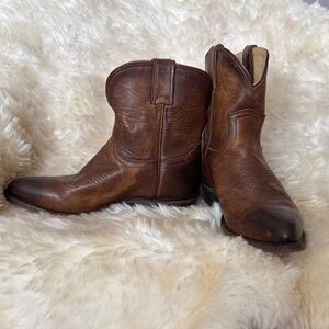 Killer Frye Shorties